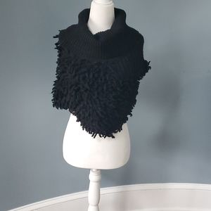 Ya Los Angeles Womens Sweater Poncho